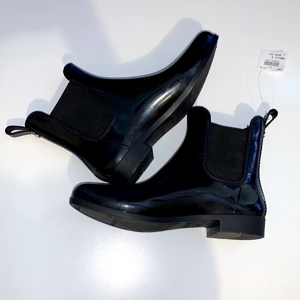 Black ankle boots 🖤